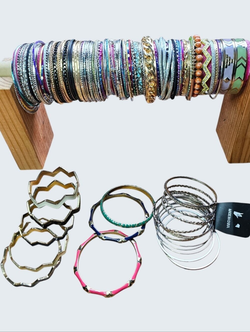 100+ Piece Colorful Metal Bangle Bracelet Lot Thin Stackable To Enamel Styles
